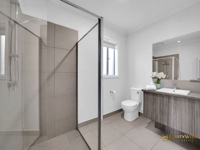 7 Ballister St, Wyndham Vale