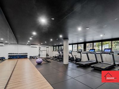 914 / 15 BOWES STREET, Phillip