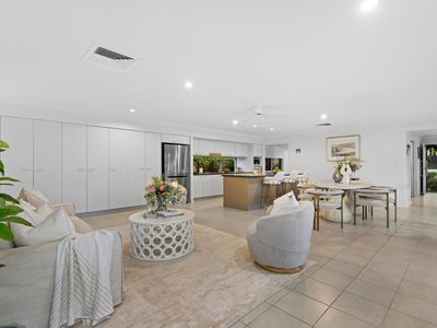 76 Moss Road, Wakerley