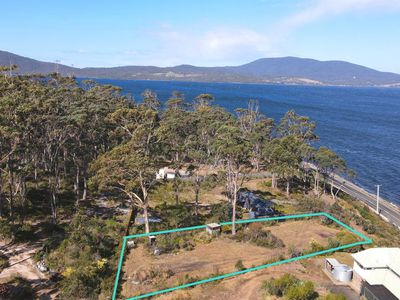 5188 Channel Highway, Gordon