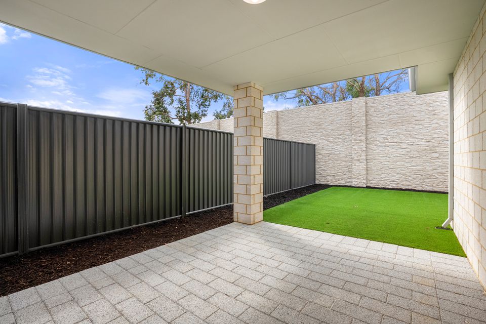 16 Minjary Loop, Baldivis
