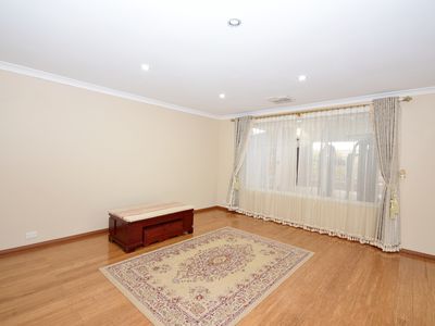 22 Irvine Parade, Hammond Park