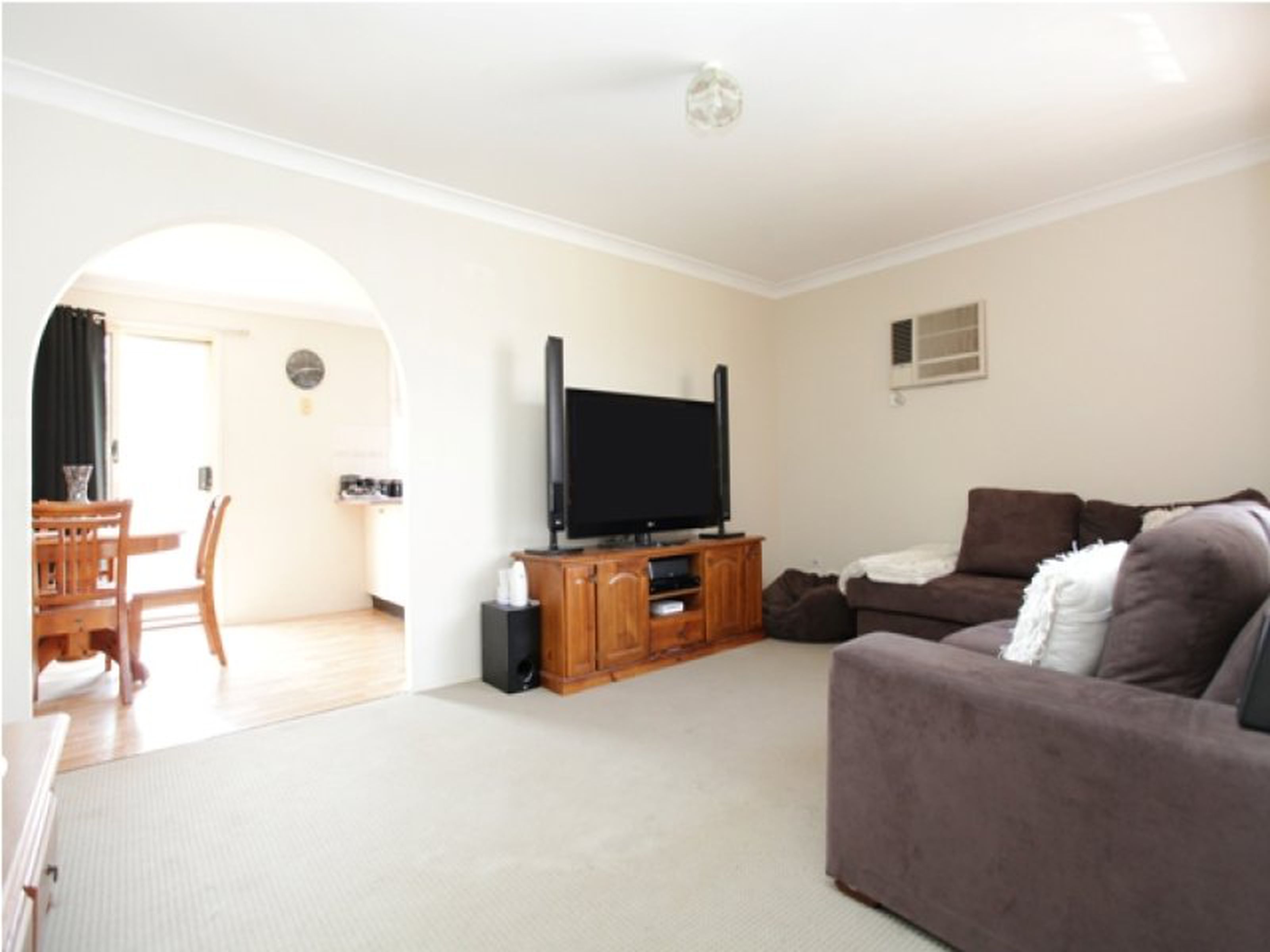 4 Becke Court, GLENMORE PARK