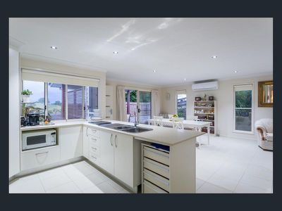 1 / 5 Pepper Berry Street, Maleny