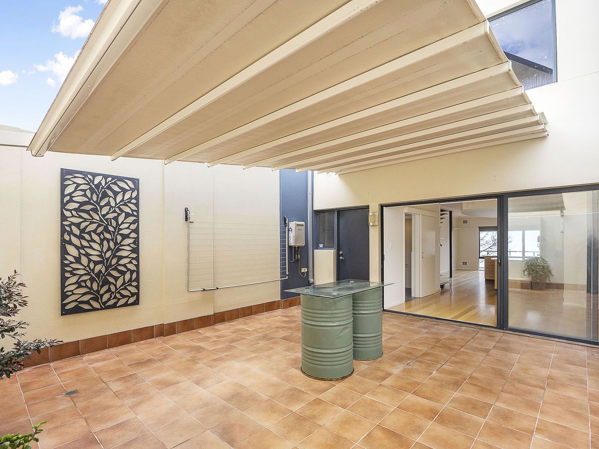 6 Boans Lane, East Perth