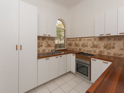 28 The Avenue, Granville