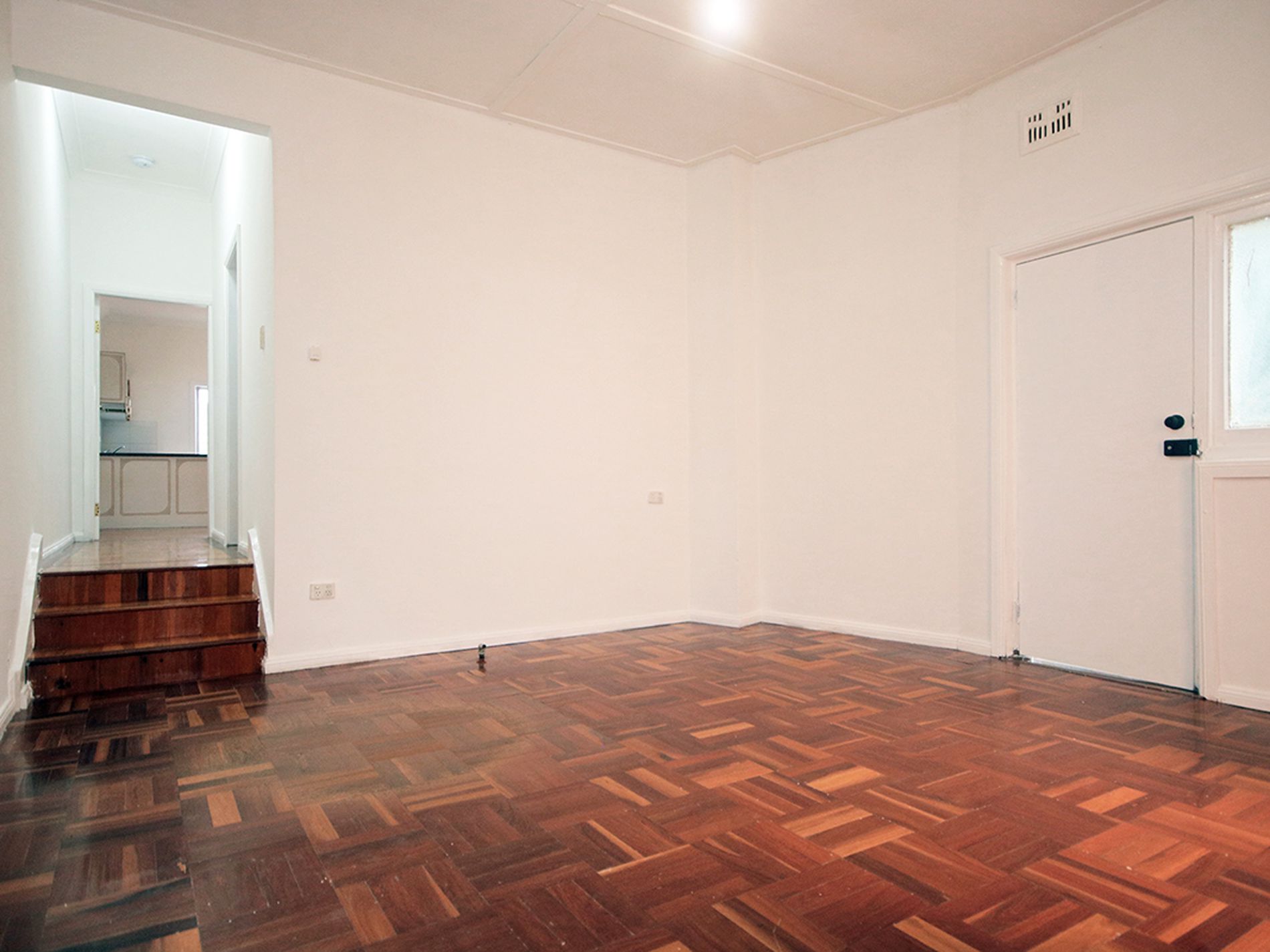 743 Canterbury Road, Belmore