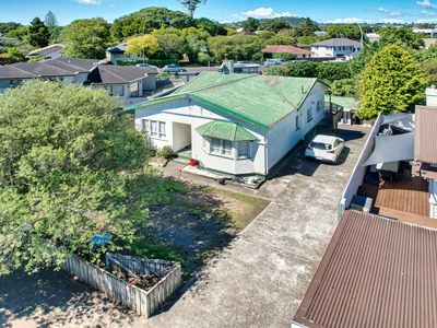 4 Lyon Avenue, St Lukes