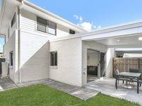 35 / 20 Eminence Lane, Bridgeman Downs