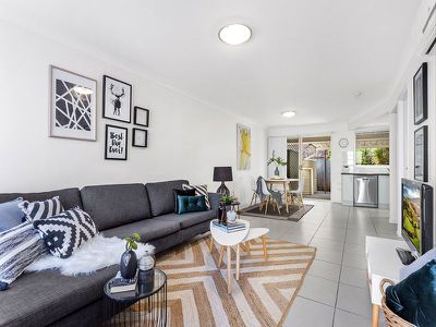 4 / 151 Pine Street, Wynnum