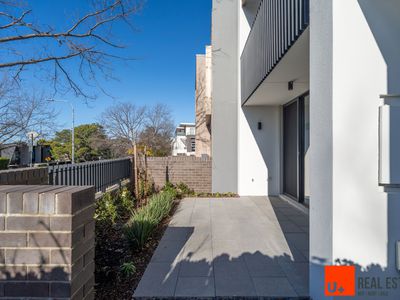 La Perouse  Street, Red Hill