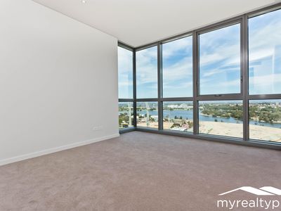2005 / 8 Adelaide Terrace, East Perth