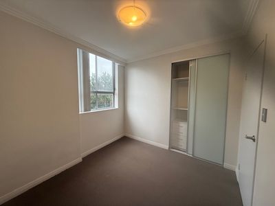 R 101 / 84 Courallie Avenue, Homebush West