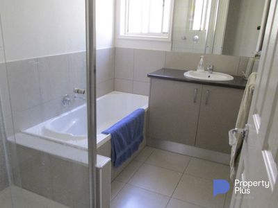 11 Rosewood Mews, Golden Square