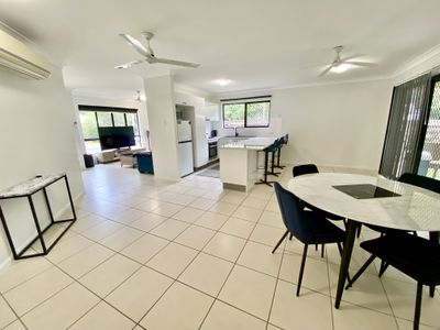 3 Lyndon Close, Bentley Park