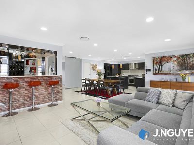 9 Lisa Crescent, Bonnyrigg