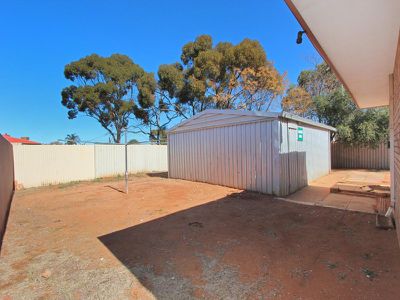 22 Boomerang Crescent, Kalgoorlie