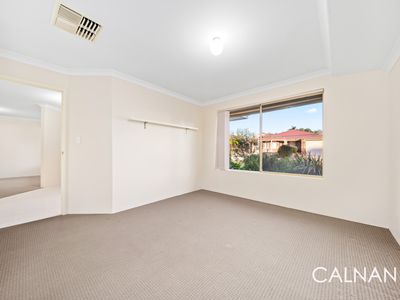 13 Woodspring Trail, Canning Vale