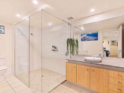 601 / 38 Mahogany Drive, Pelican Waters