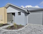 3 / 4 Balfour Road, Swan View