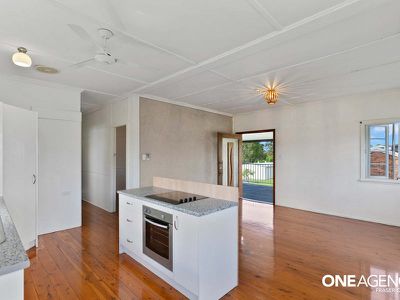 22 Petrel Avenue, River Heads