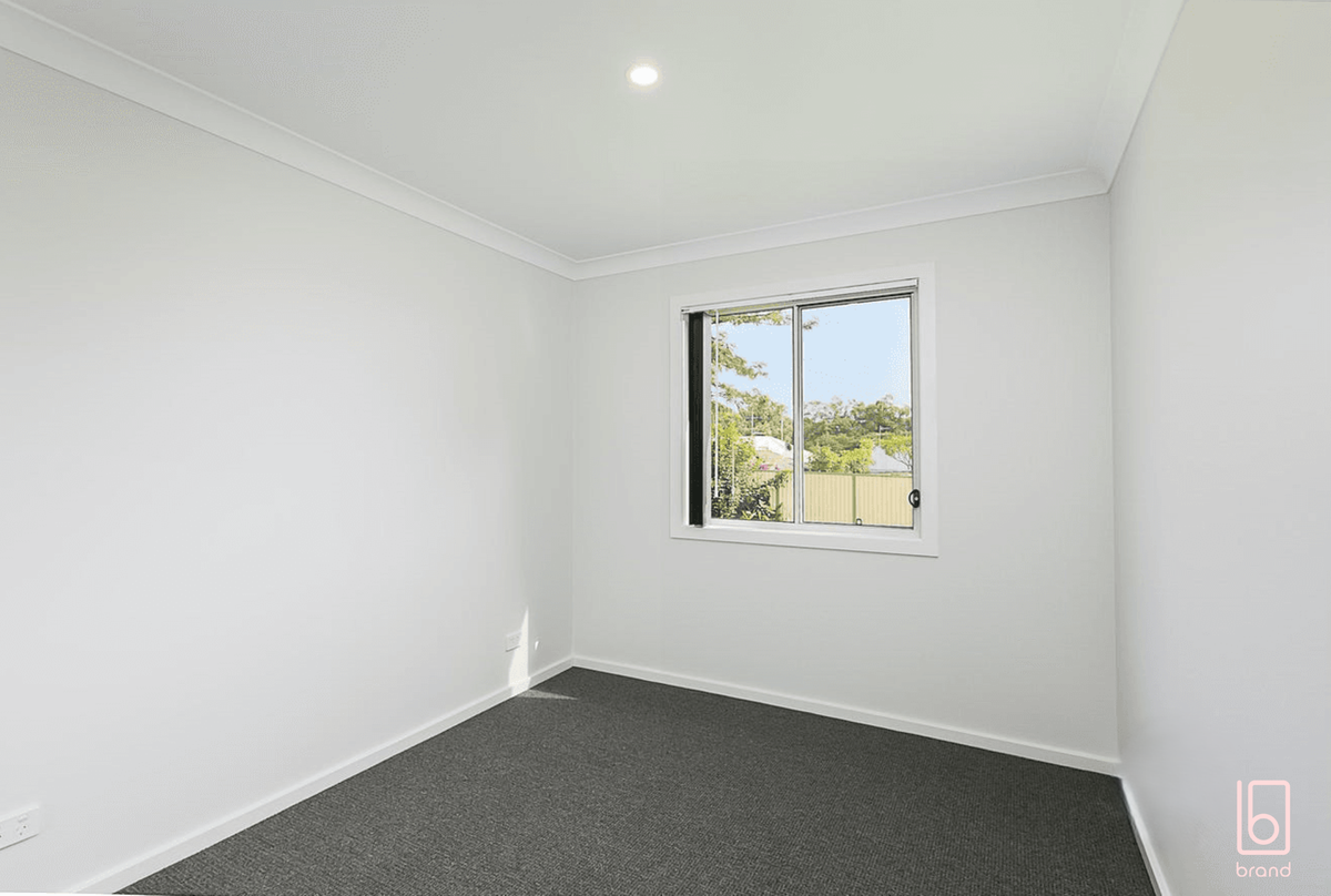 26A Campbell Parade, Mannering Park