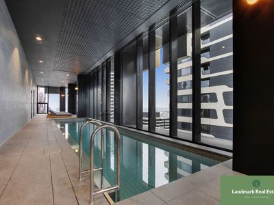 2401 / 81 A'Beckett Street, Melbourne