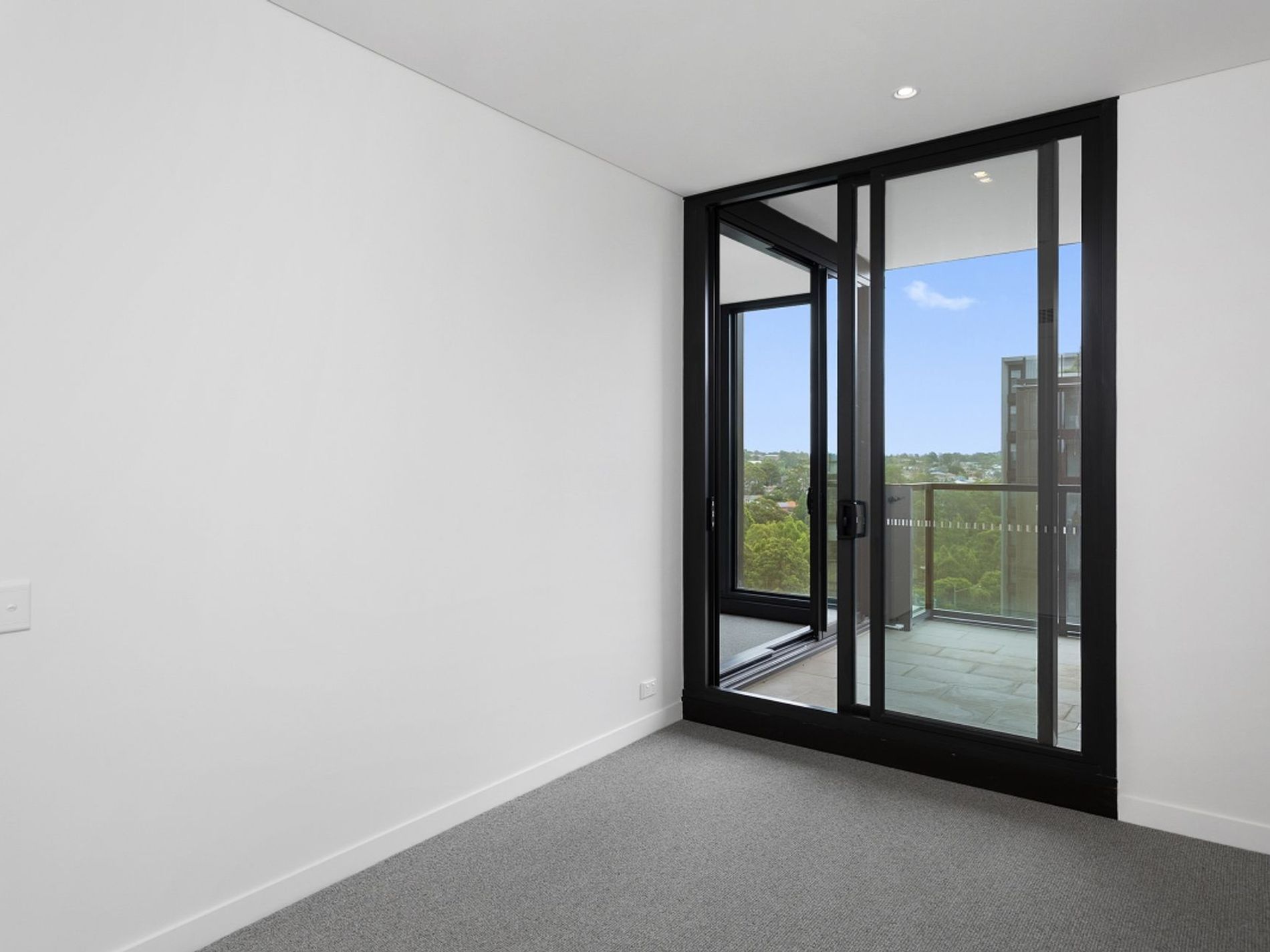 a1008 / 1 Network Place, North Ryde