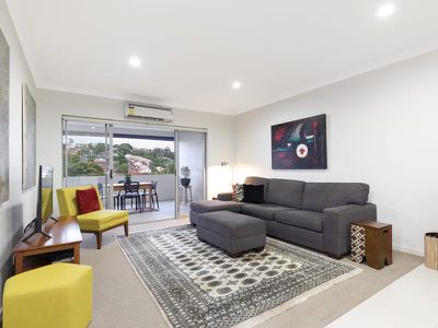 3 / 1241 Logan Road, Mount Gravatt