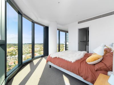 2408 / 826 Whitehorse Road, Box Hill