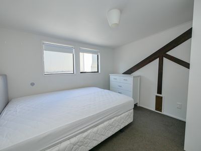 11 / 7 Liverpool Street, City Centre