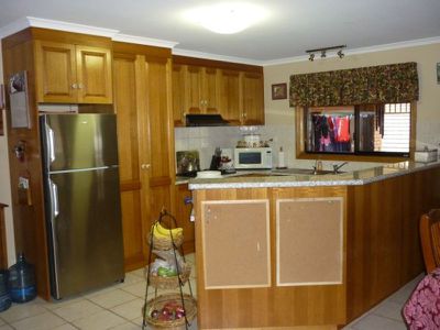 11 Neville Avenue, Mount Gambier