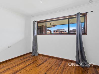 94 Lake Entrance Road, Mount Warrigal