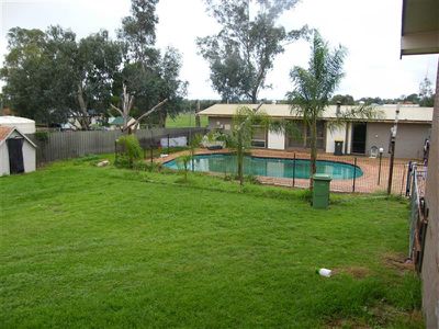 225 Farnell St, Forbes