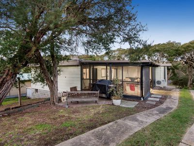 16 Lucien Road, Rye