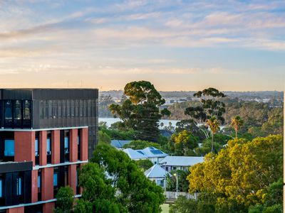 49 / 172 Railway Parade, West Leederville