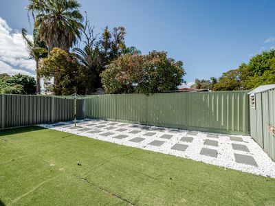 9B Towton Street, Redcliffe