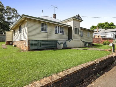 135 Bridge Street, North Toowoomba