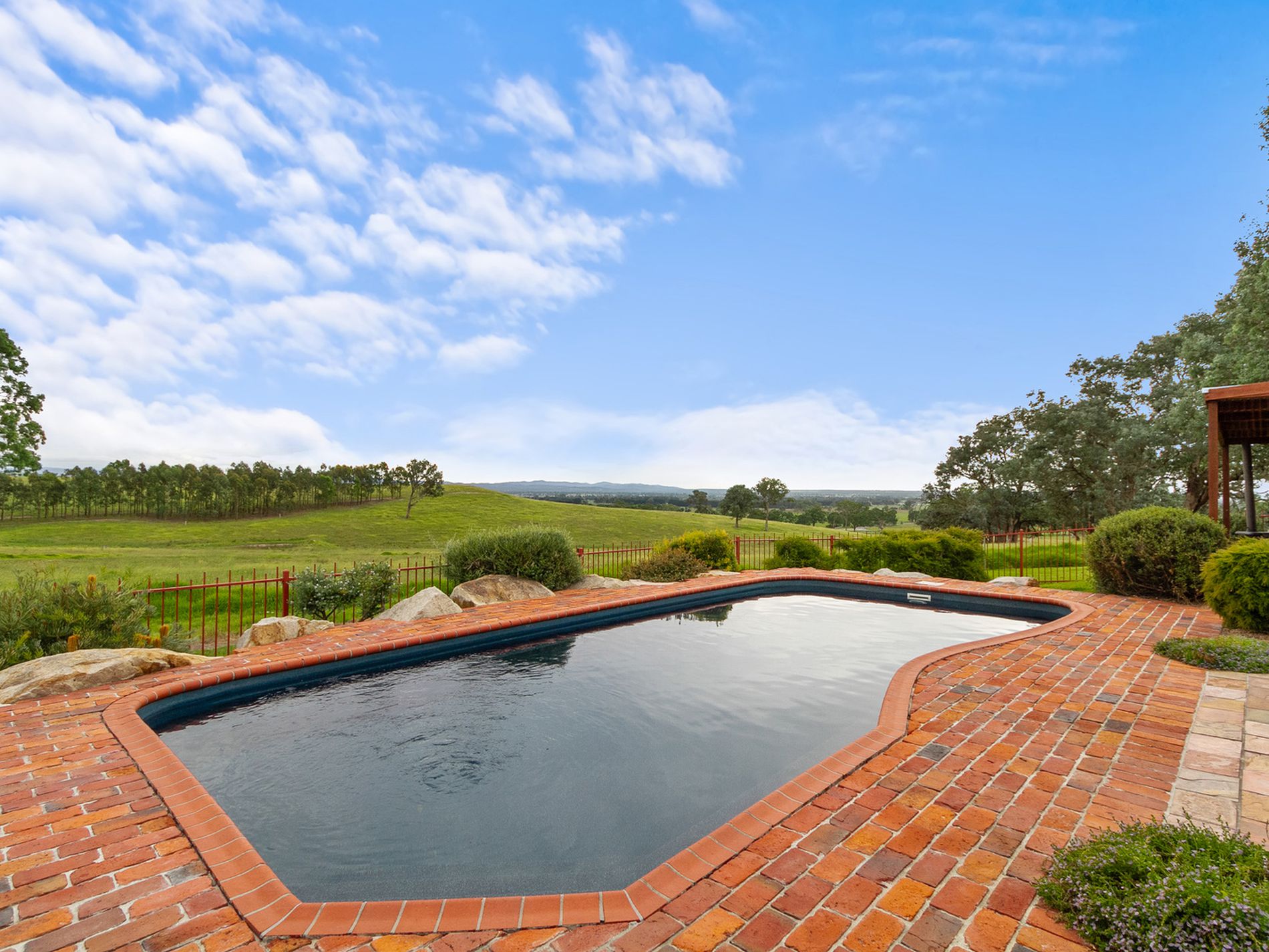 50 Locks Road, Boisdale