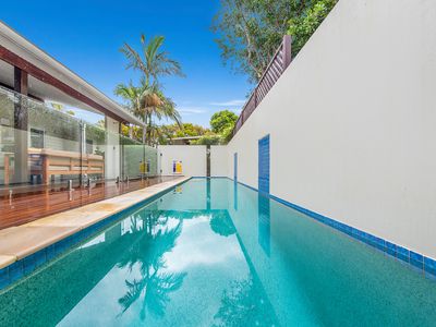 702 Casuarina Way, Casuarina