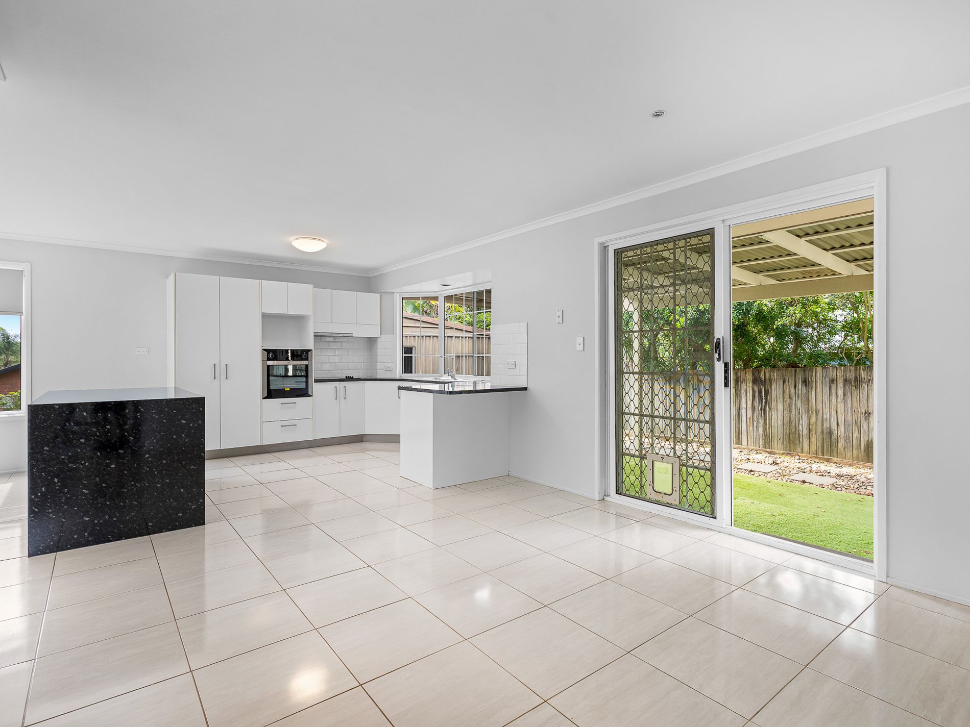 96 Summit Road, Pomona