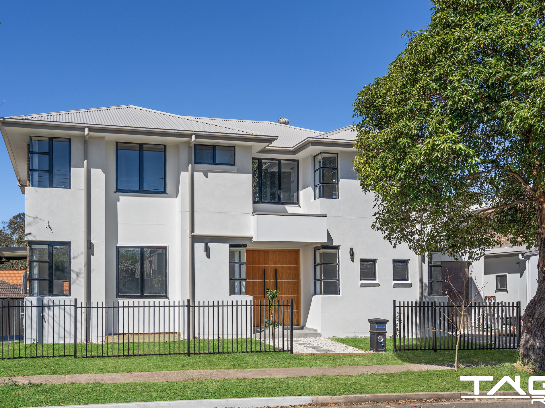 1 / 51 Jamison Road, Kingswood