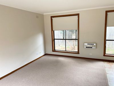 2 / 59 Woodville Park Drive, Hoppers Crossing