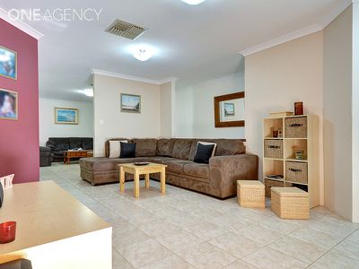 12 Domeney Place, Landsdale