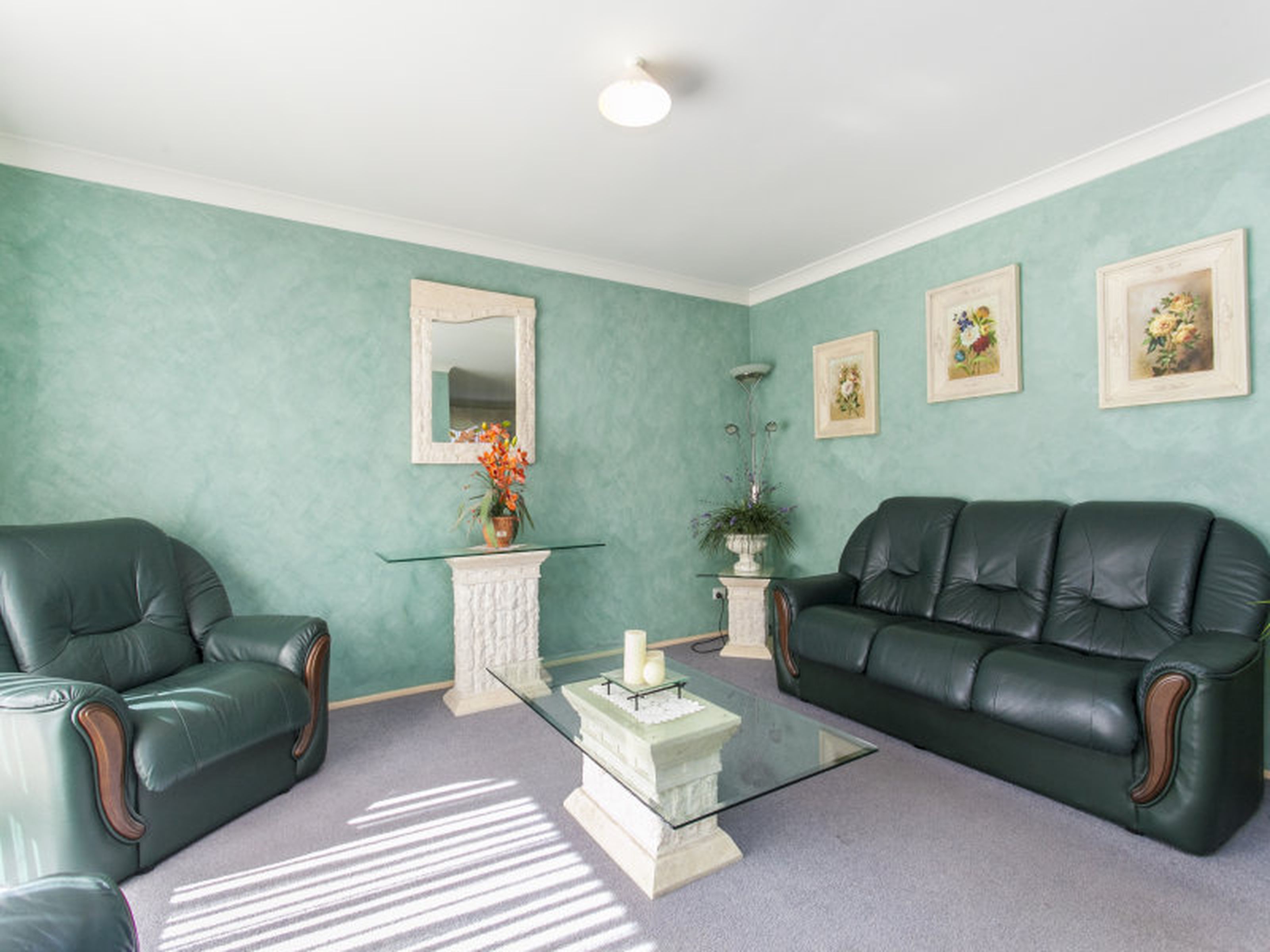 8 Laguna Drive, GLENMORE PARK