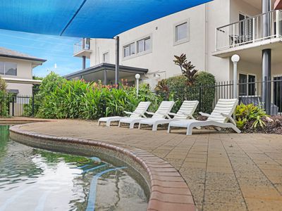 2 / 670-678 Bruce Highway, Woree