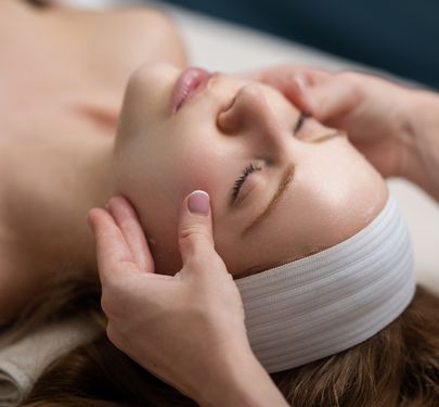 Established Spa and Skin Clinic Business In the Yarra Valley Region  Profitable & Excellent Lease Terms