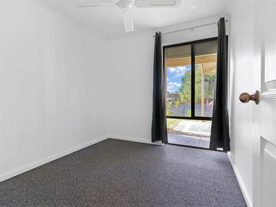 27 Clovelly Way, Warnbro