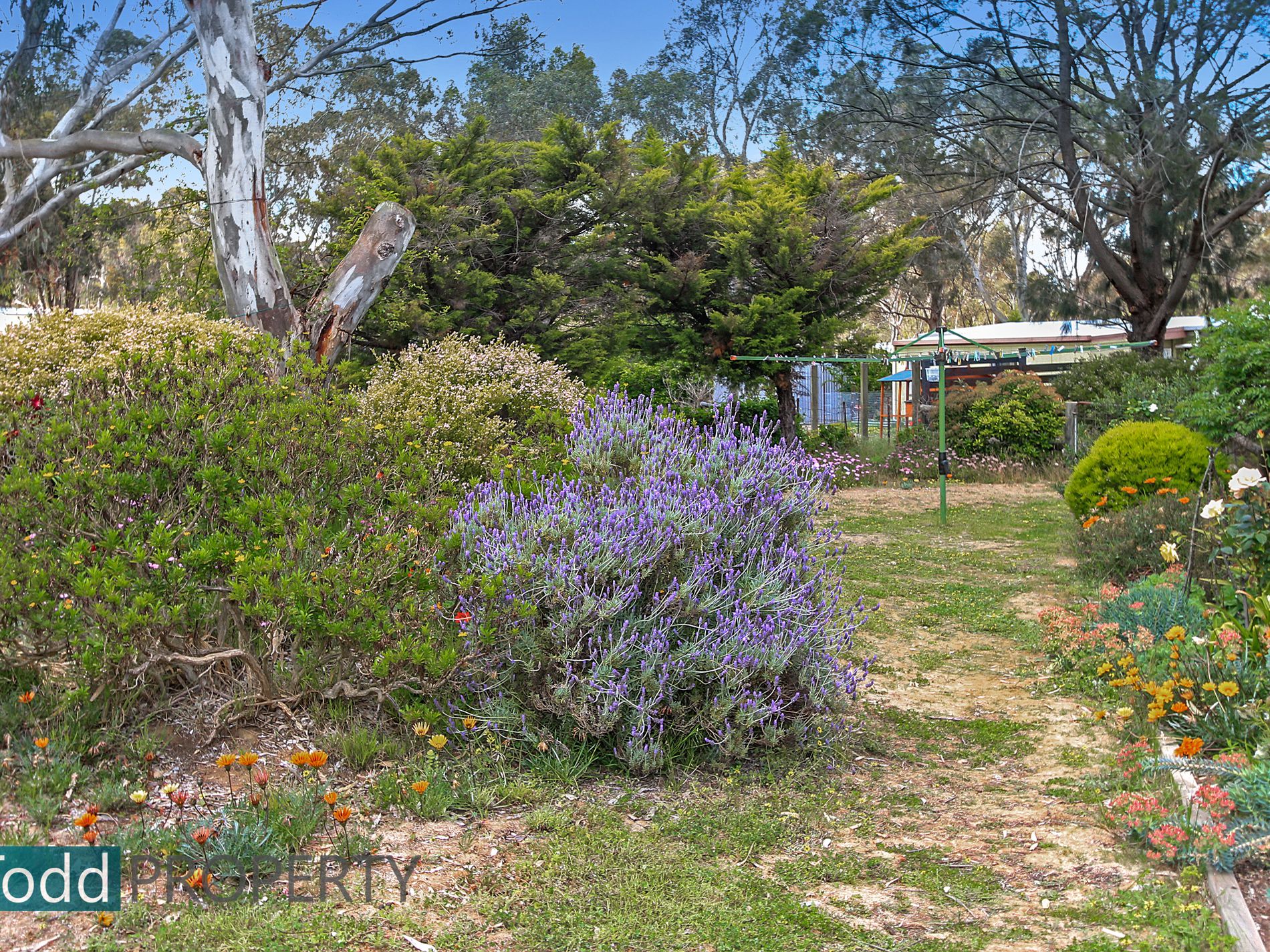 16 Scullys Lane, Heathcote