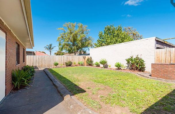 33 Wattleglen Street, Craigieburn